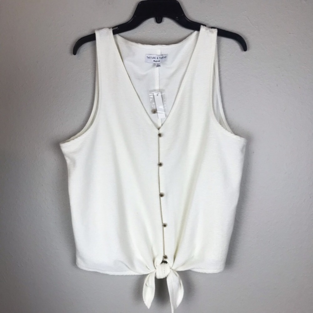 Texture & Thread Button-Front Tie Tank Top. - Picture 2 of 5
